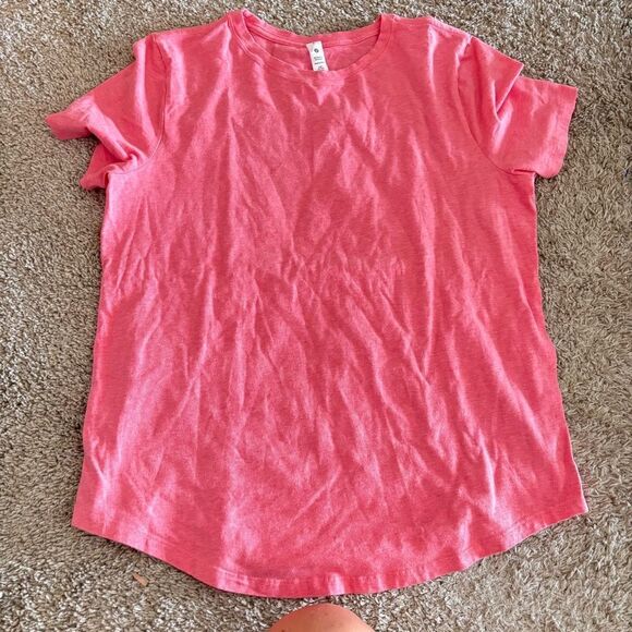 Lululemon Coral Tshirt size 6 - Picture 1 of 6